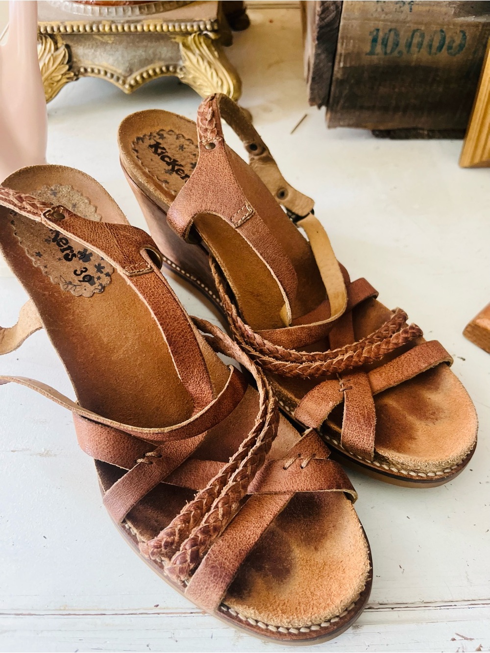 Women’s  Kickers Braided Wooden Wedge Sandals - Brown